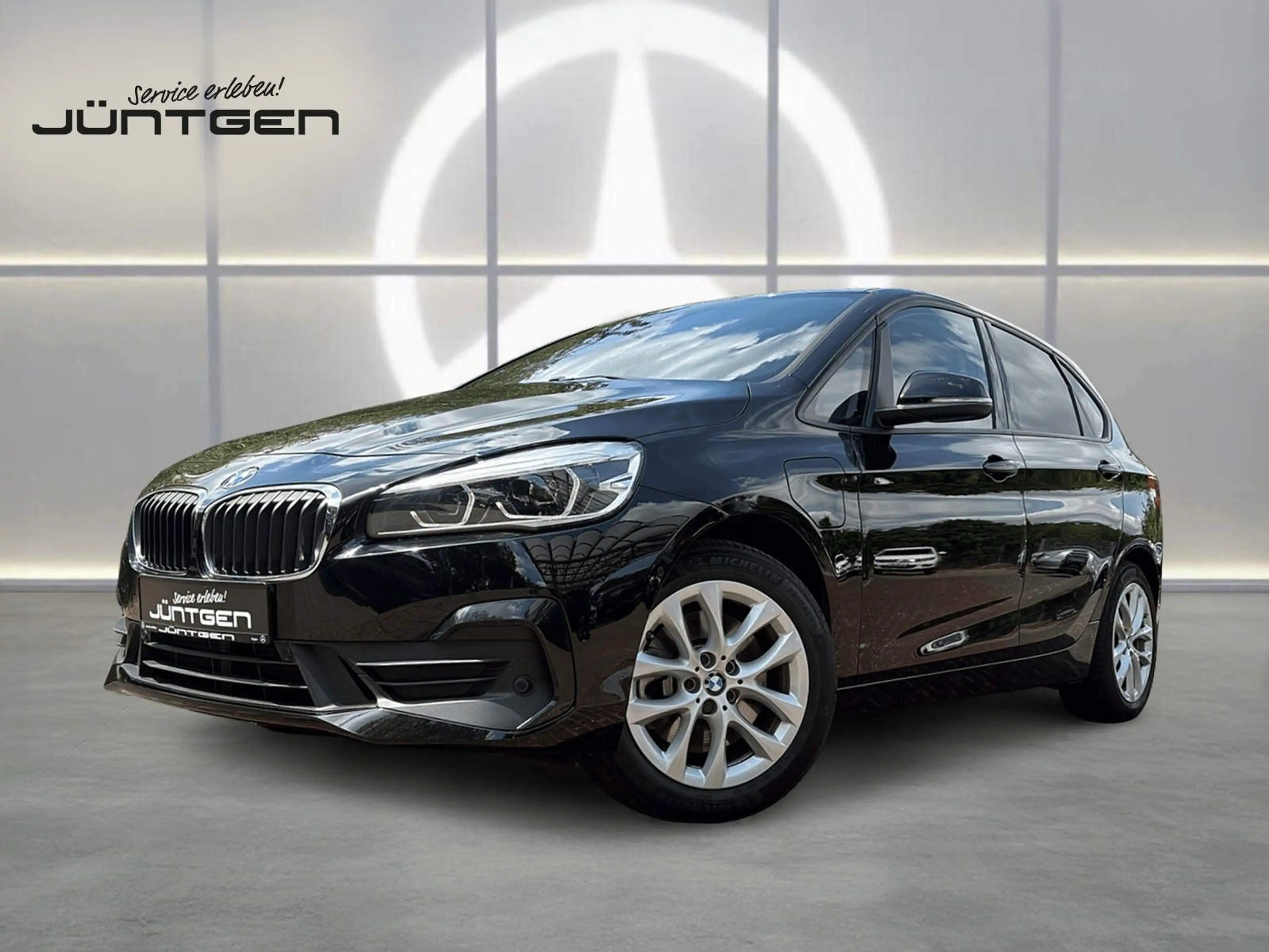BMW 225 xe Active Tourer NAVI RFK ALLRAD FAHRASSIST — photo 3