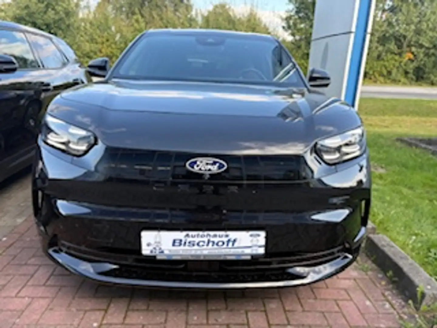 Ford Capri 77kWh RWD Premium Black - 1