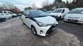 Toyota Yaris Club Hybrid Pano+Navi+Automatik Weiß - thumbnail 3