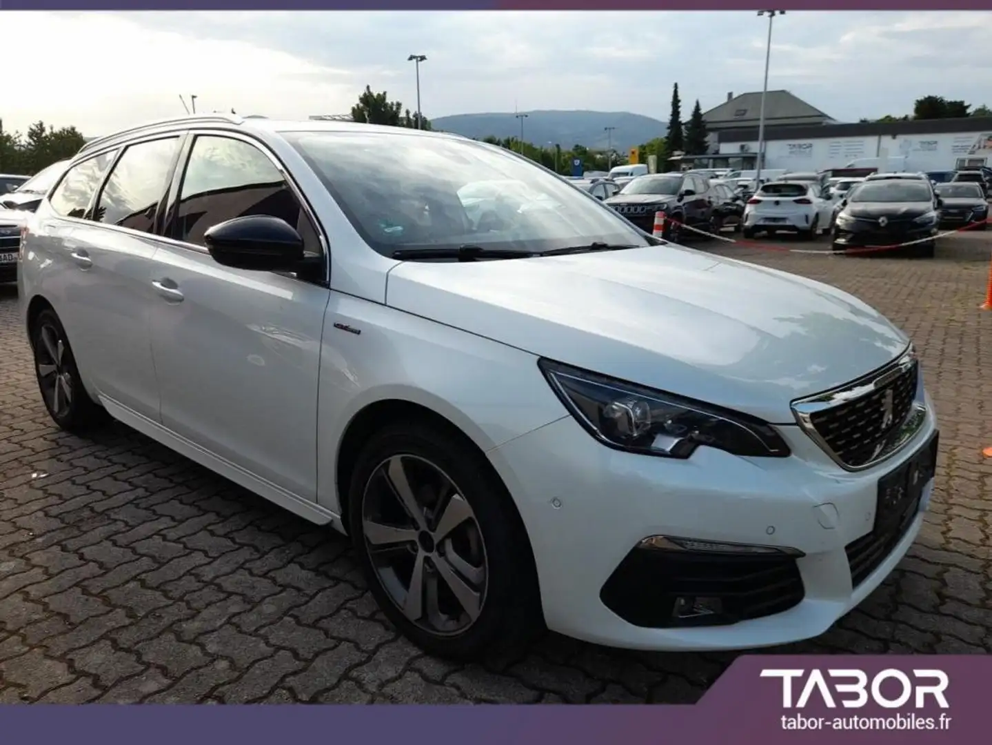 Peugeot 1.5 BlueHDi 130 Aut. Allure GPS Blanc - 2