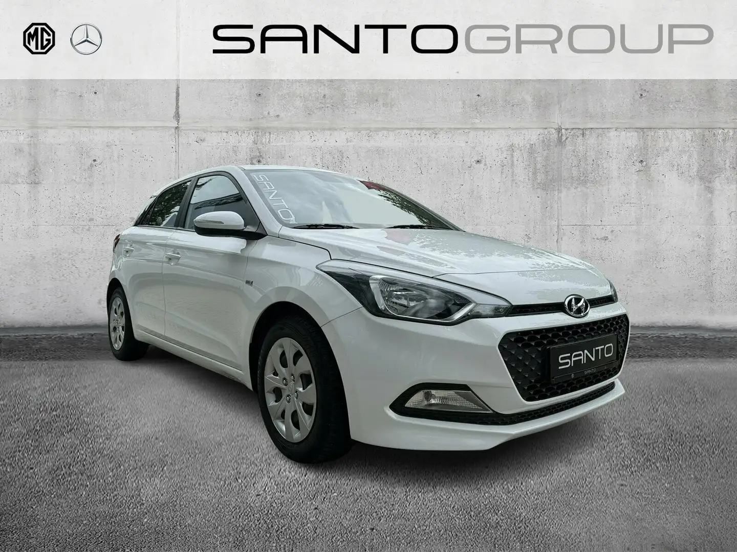 Hyundai i20 i20 1.2 Classic Klima/BC/eFH. Blanc - 1