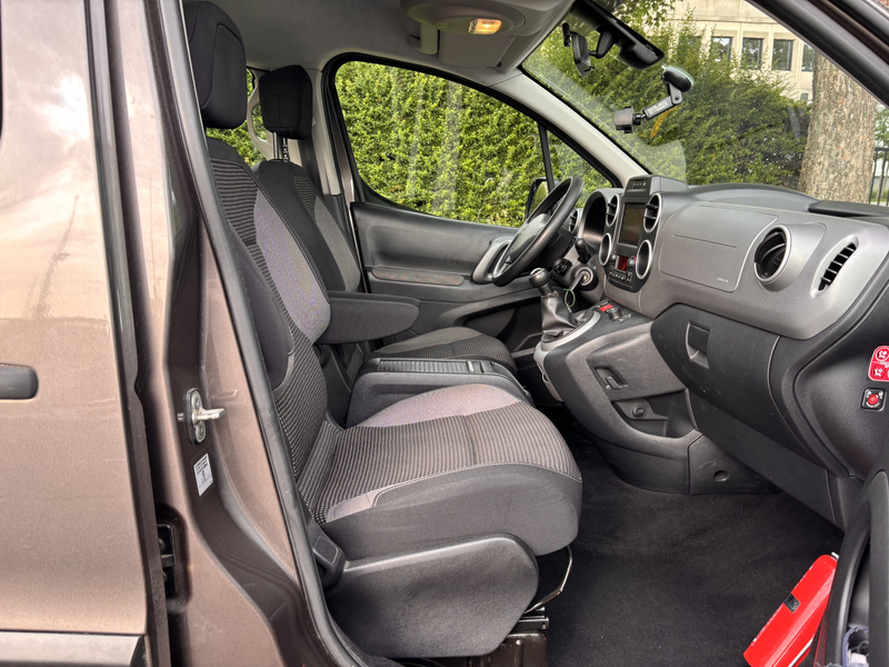 Peugeot Partner Partner Tepee Outdoor 1.6 BlueHDi Outdoor S — photo 11