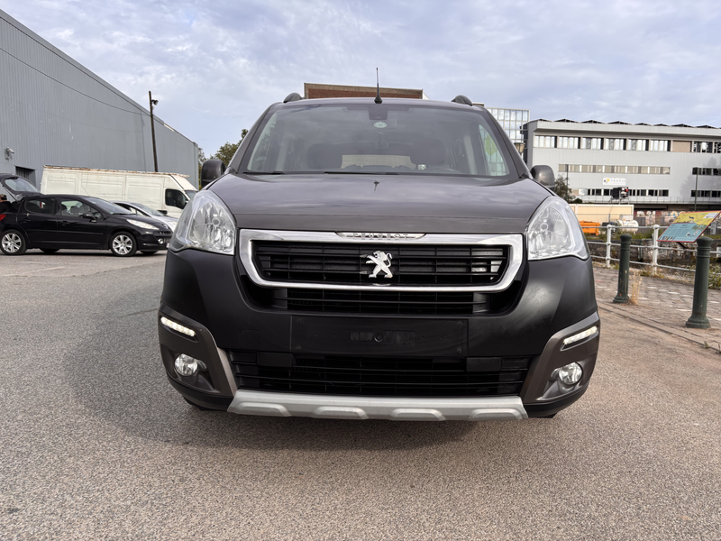 Peugeot Partner Partner Tepee Outdoor 1.6 BlueHDi Outdoor S — photo 2