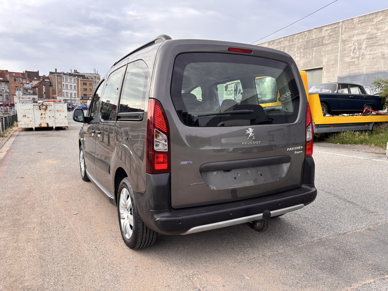 Peugeot Partner Partner Tepee Outdoor 1.6 BlueHDi Outdoor S — photo 7