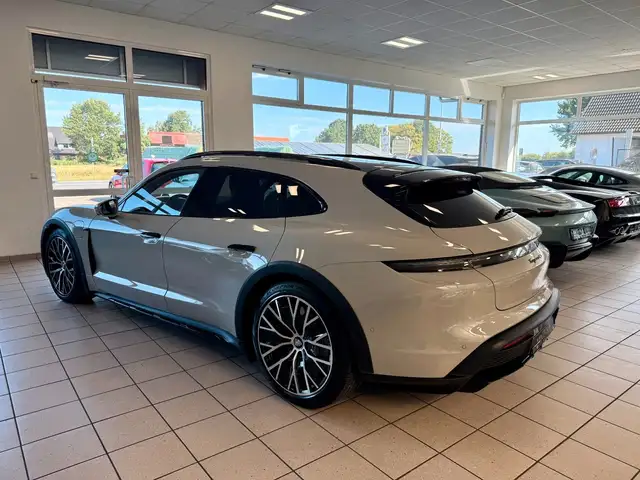 Porsche Taycan view 3