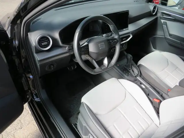 Seat Ibiza view 9