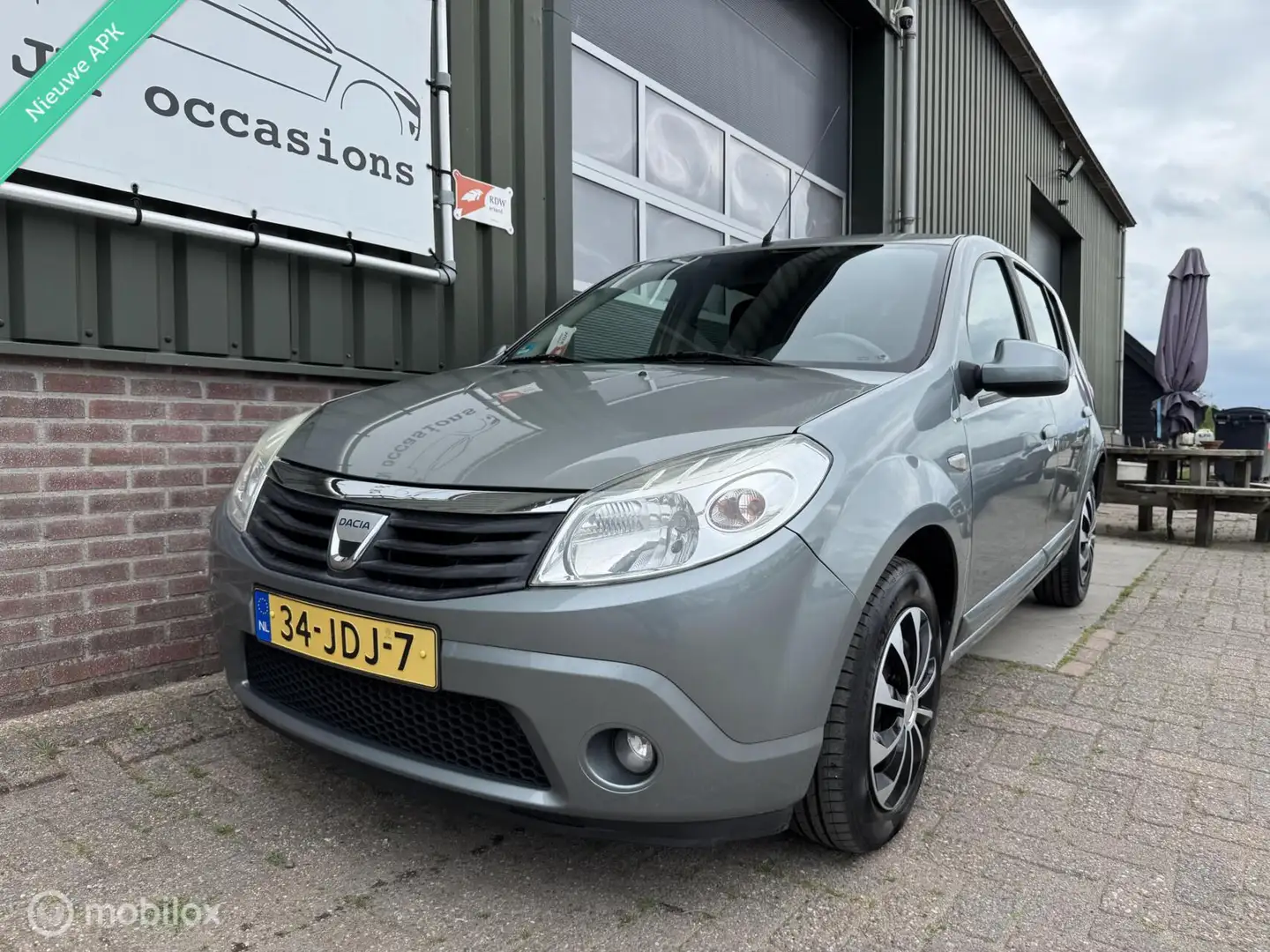 Dacia Sandero 1.6 Lauréate|Airco|Bleutooth|Nieuwe APK| Bleu - 2