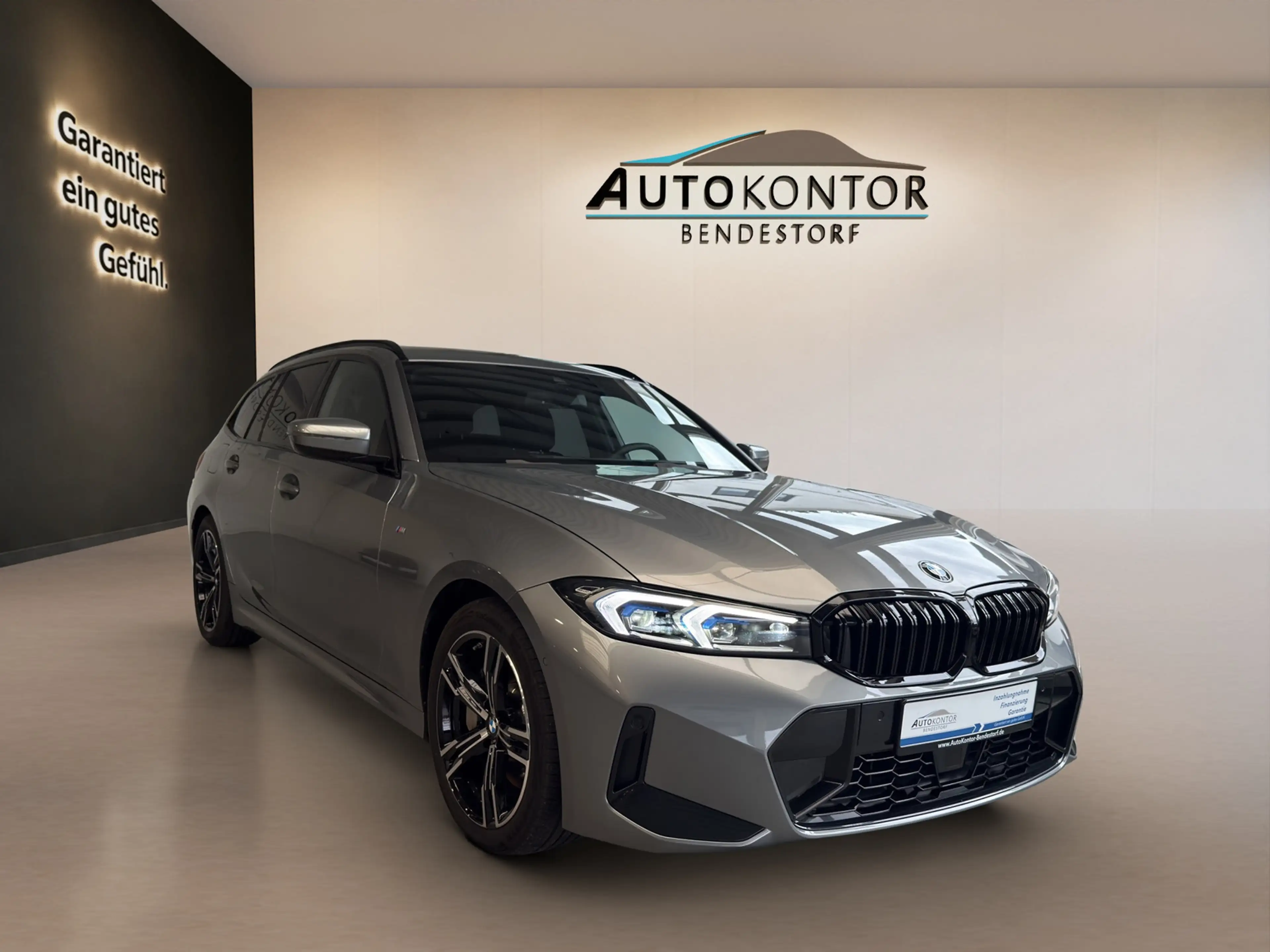 BMW 330 i xDrive M Sport Autom., *LED *Navi *Kamera *ACC — photo 2