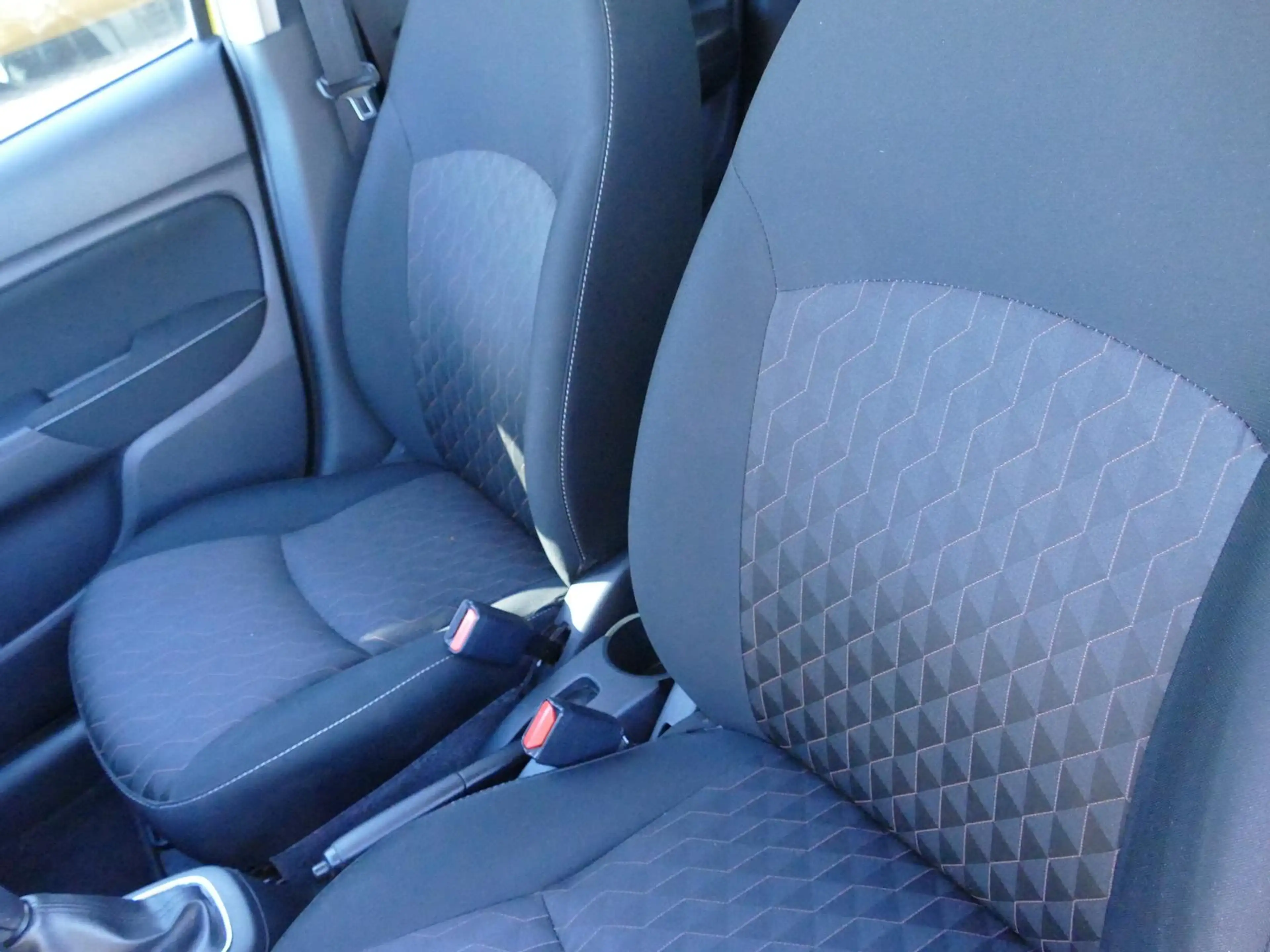 Mitsubishi Space Star 1.2 Star Spirit+ NAVI PP hinten — photo 10