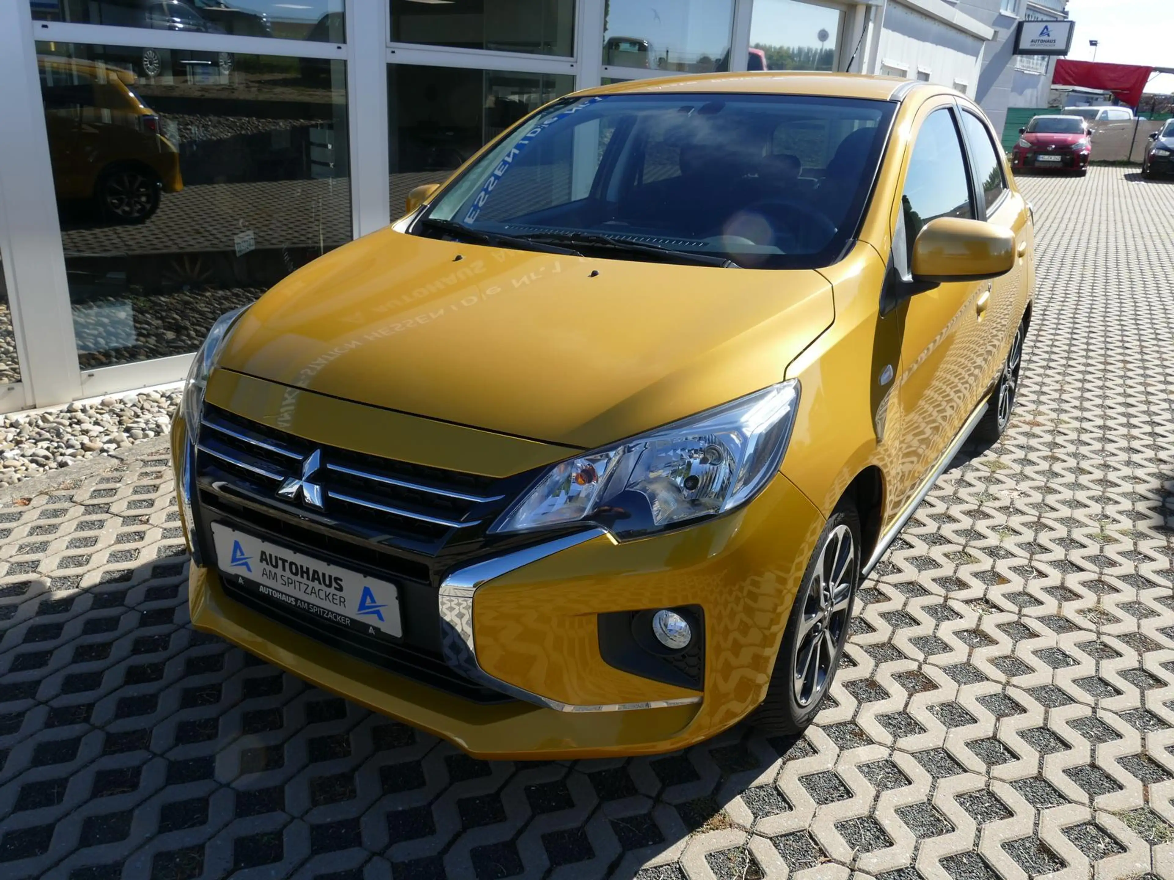 Mitsubishi Space Star 1.2 Star Spirit+ NAVI PP hinten — photo 2