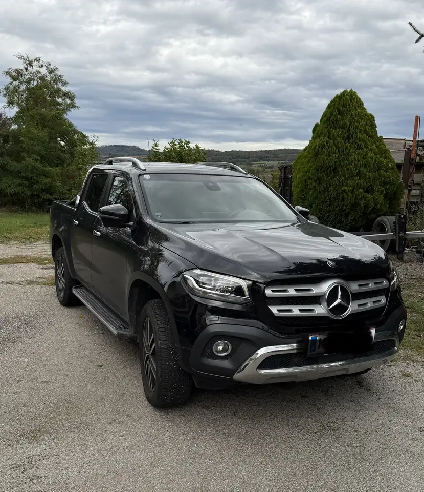 Mercedes-Benz X 250