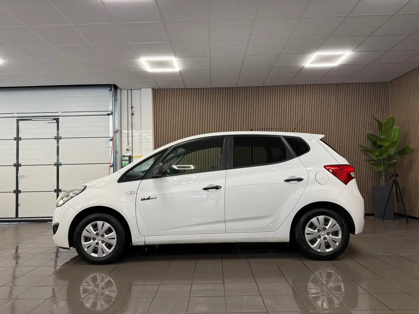 Hyundai iX20 1.4i i-Drive * NL Auto / Elektr. Pakket / Goed ond Blanco - 2