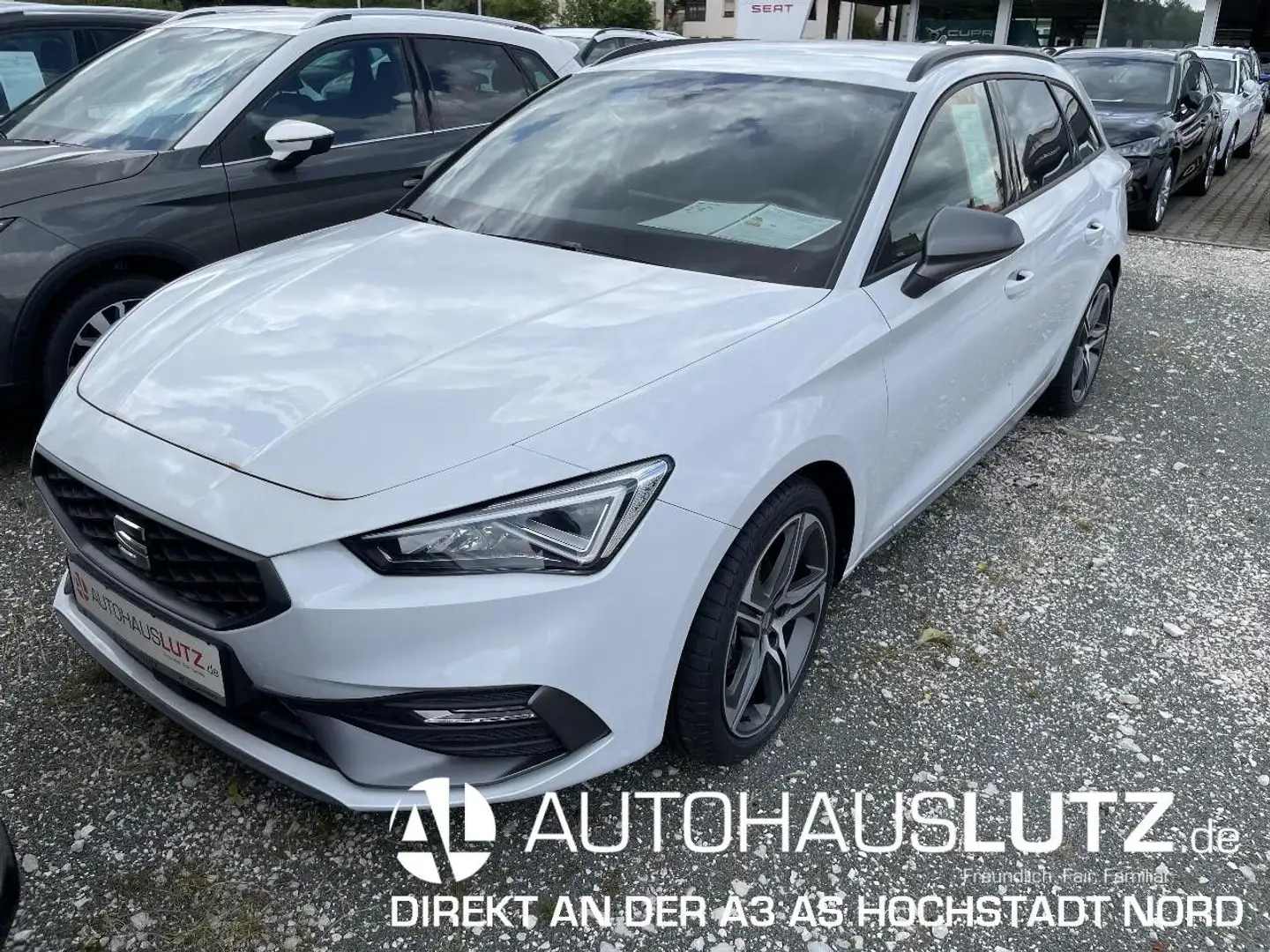 SEAT Leon Sportstourer FR Plus 1.5 eTSI ACT 11  [...] Weiß - 1