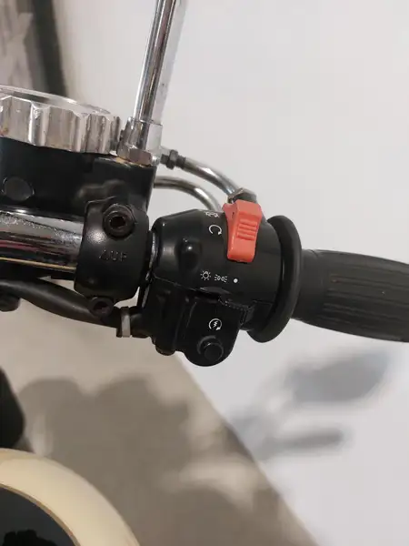 Kawasaki W 650 - foto 7