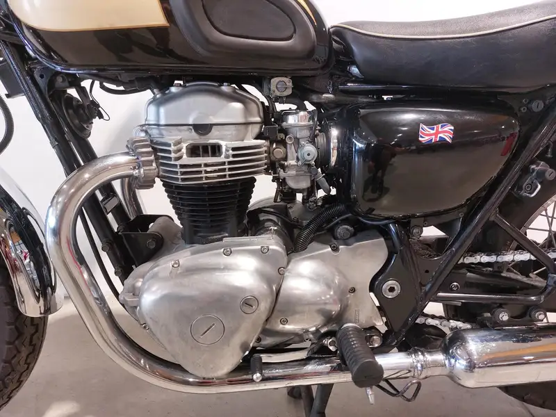 Kawasaki W 650 - foto 5