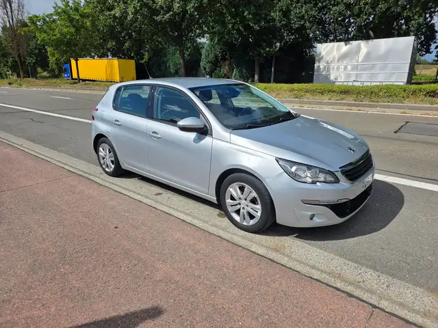 Peugeot 308 main image