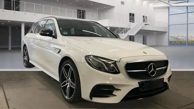 Mercedes-Benz E 43 AMG T  4Matic STANDHEIZUNG LED COMAND DAB