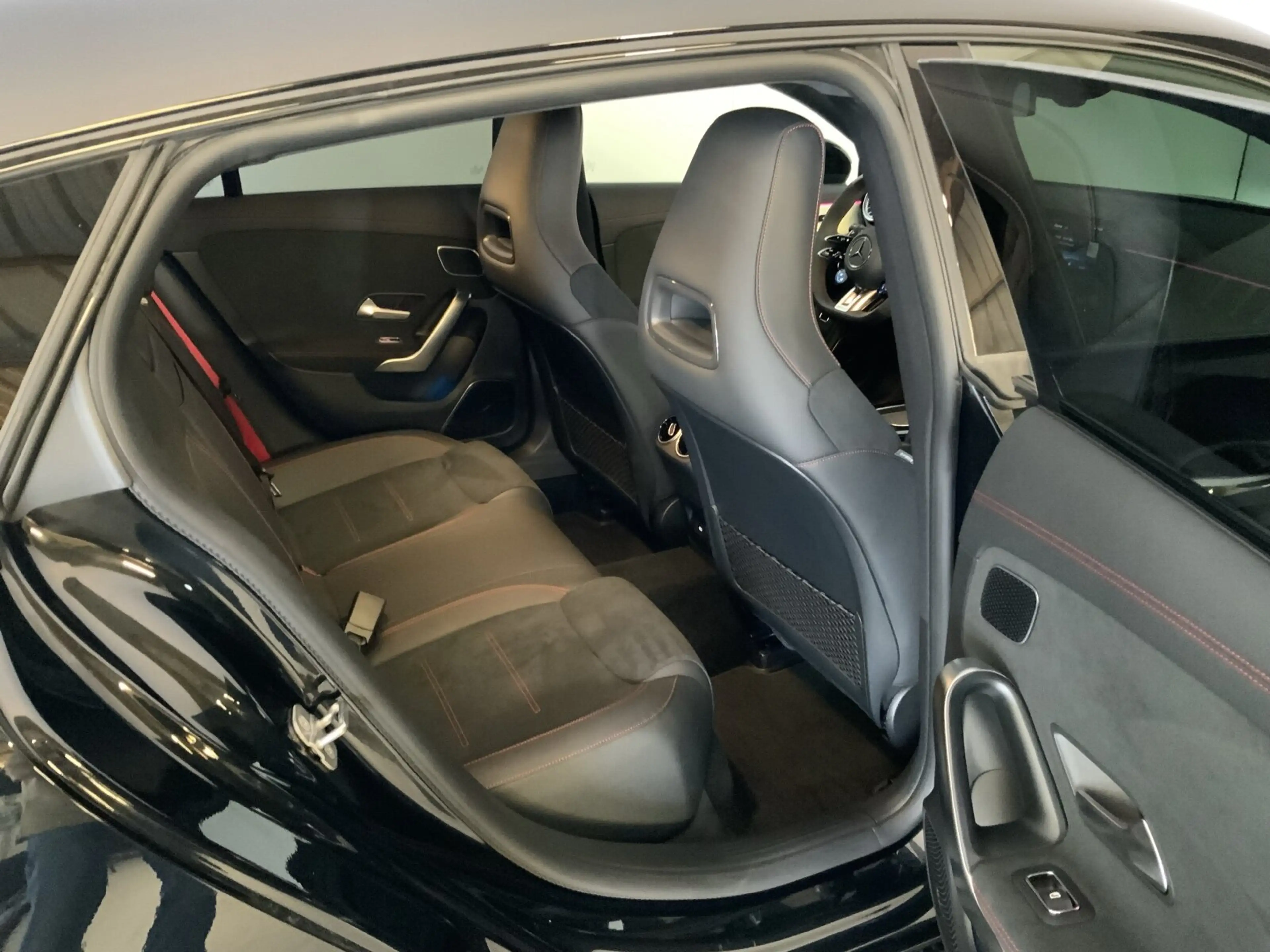 Mercedes-Benz CLA 45 AMG CLA 45 S AMG 4M SB Pano Night DISTRO 360Kam +++ — photo 14