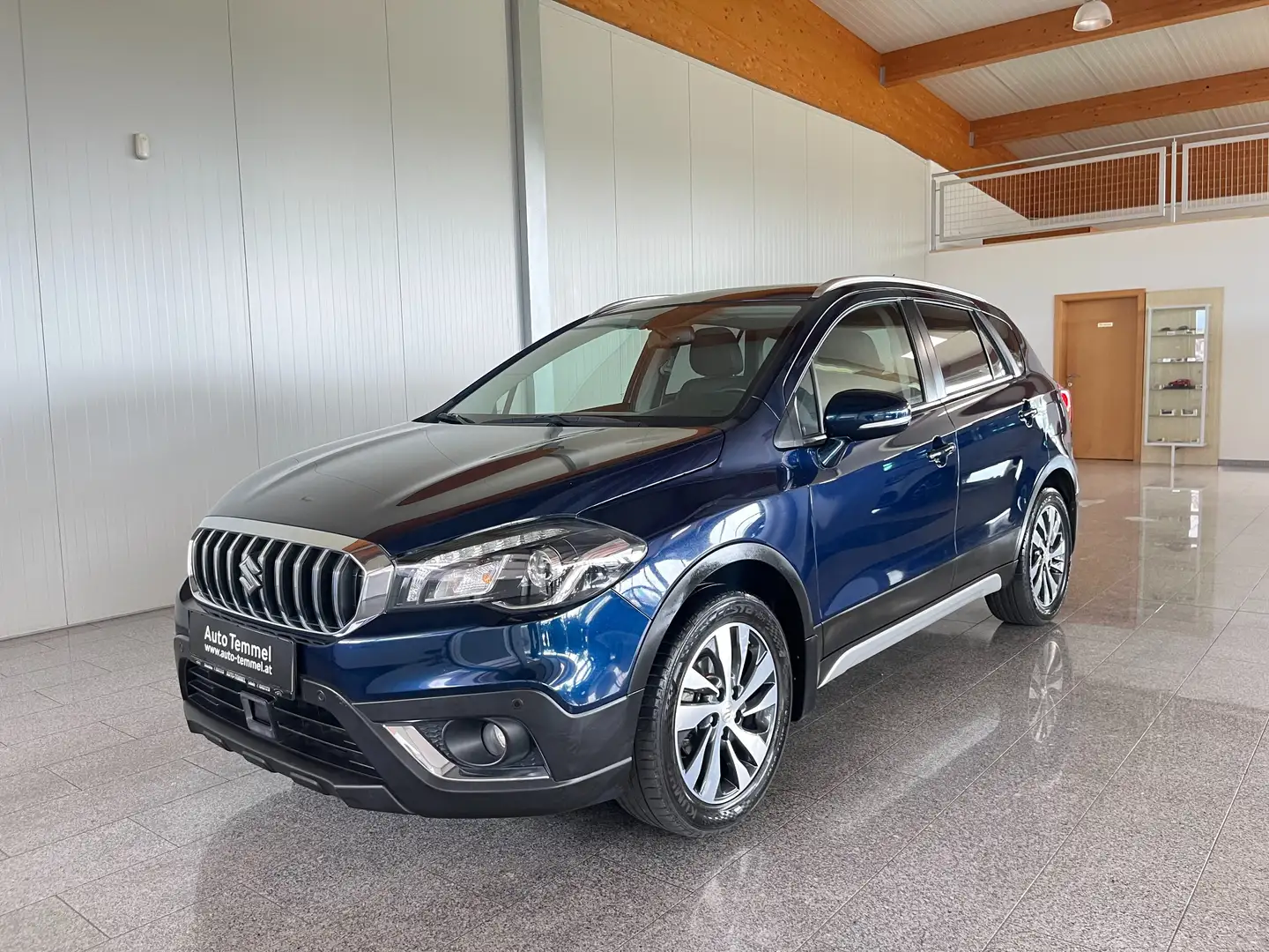 Suzuki SX4 S-Cross Albastru - 2