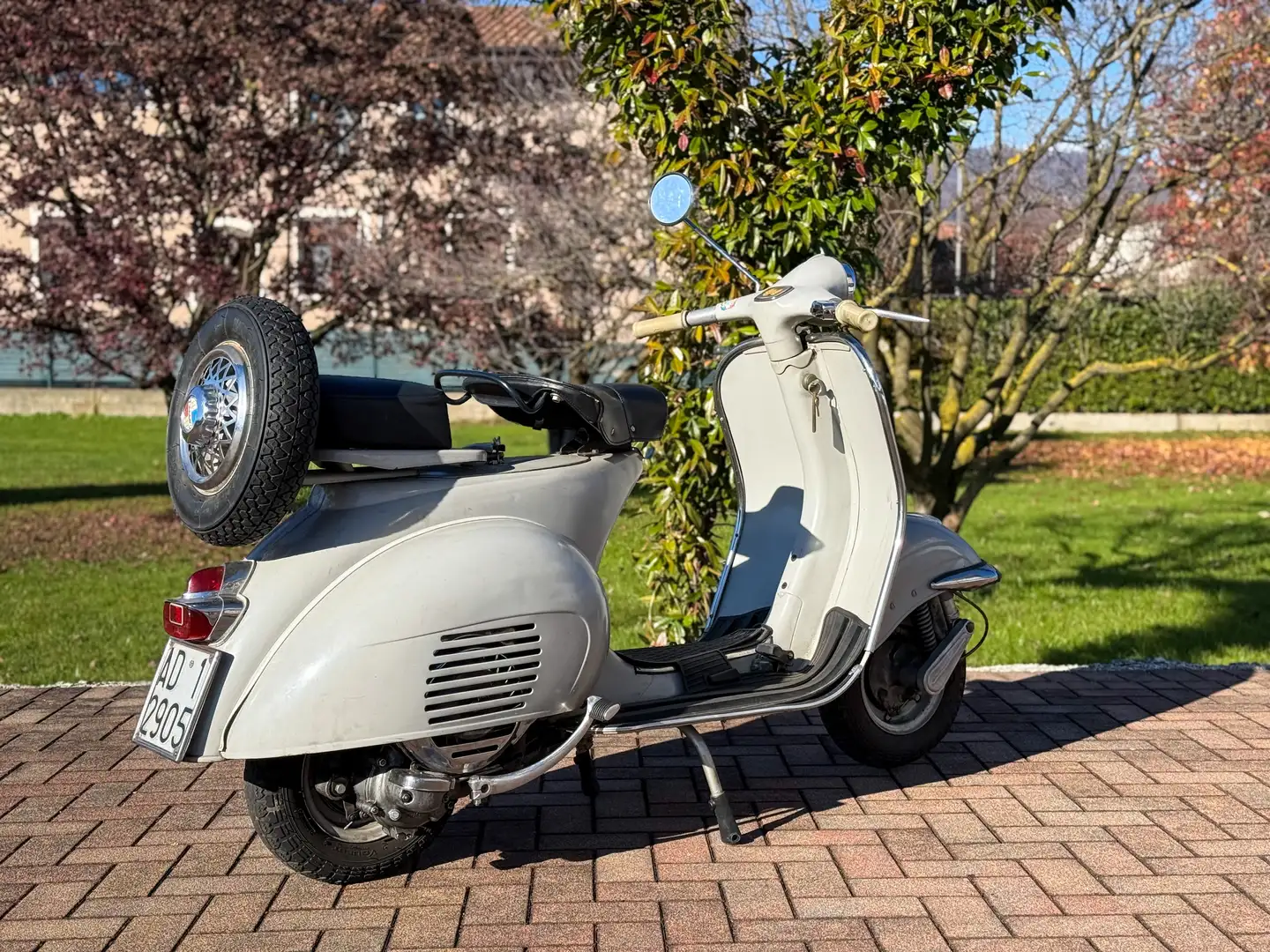 Vespa 125 VNB Grigio - 2