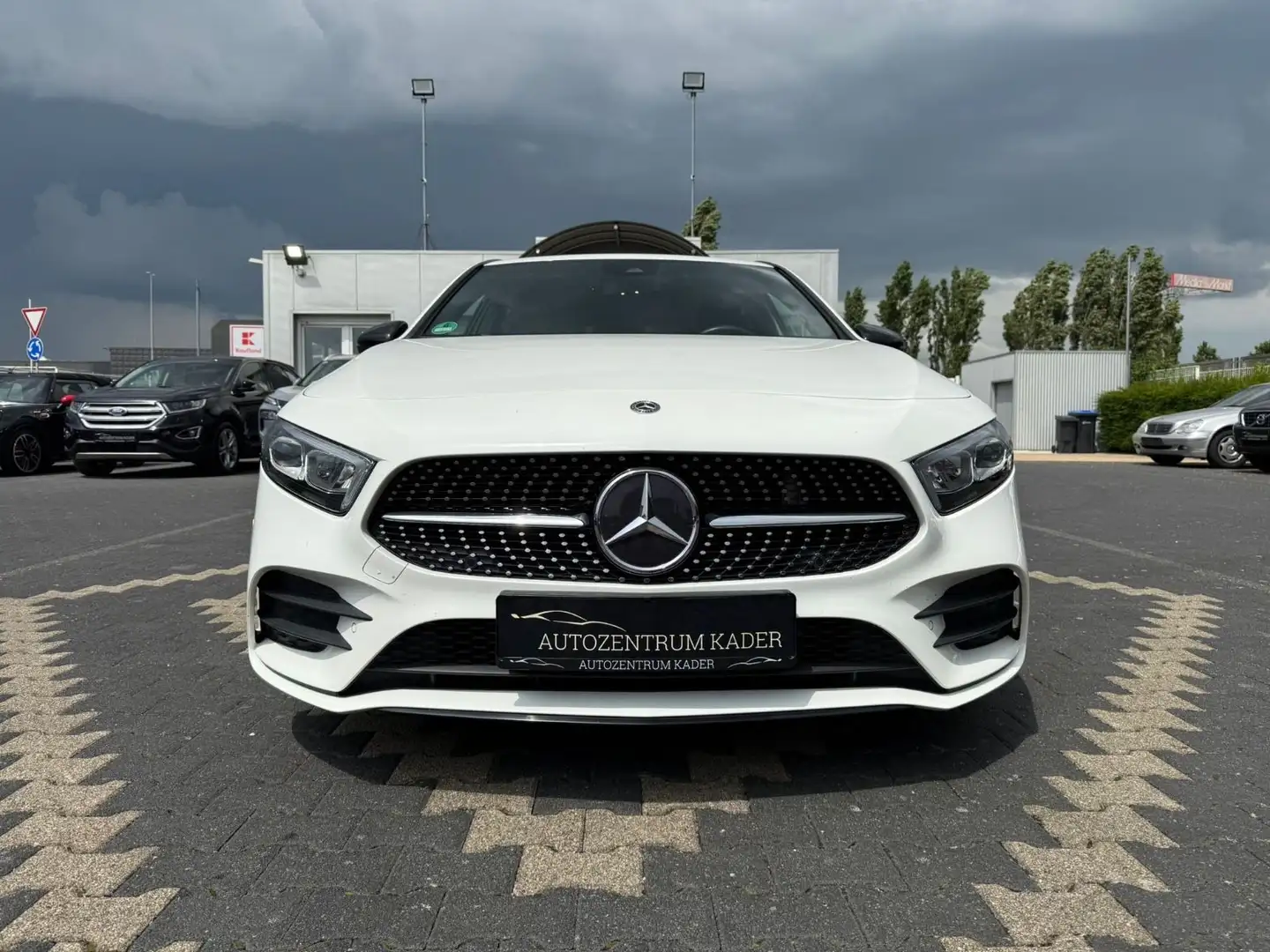 Mercedes-Benz A 200 *MBUX*AMG Line*Navi*R-Kam*ILS*Alcantara*Gar Blanco - 1