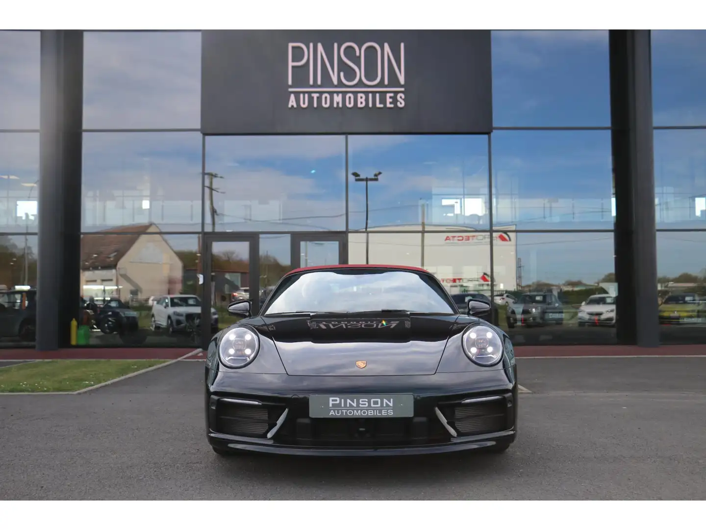 Porsche 911 Cabriolet 3.0i - 450 - BV PDK  TYPE 992 CABRIOLET  Zwart - 2