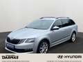 Skoda Octavia Octavia Combi 1.6 TDI DSG Clever Navi AHK 17" Серебристый - thumbnail 1