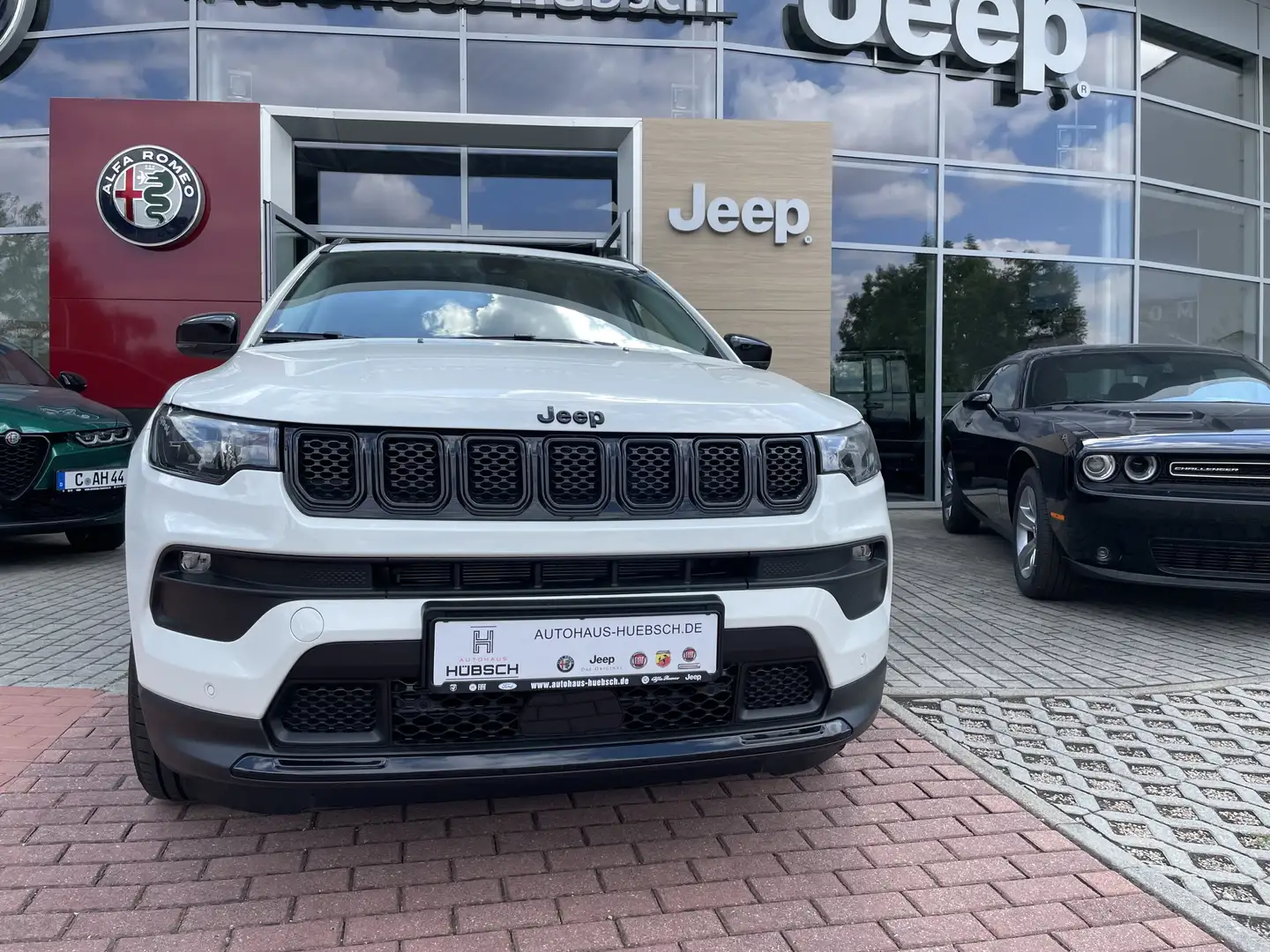 Jeep Compass Night Eagle 1,3 96 kW 130 PS FWD Bianco - 1
