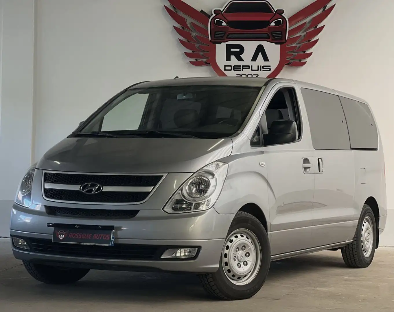 Hyundai H-1 H-1 2.5 CRDI 136CH 8 PLACES Gris - 2