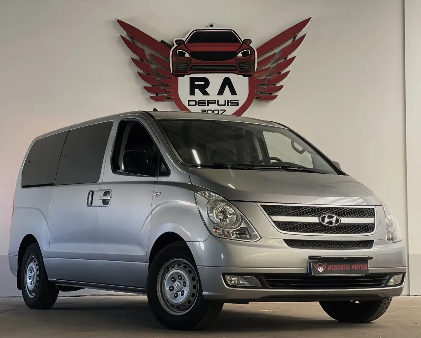 Hyundai H-1 H-1 2.5 CRDI 136CH 8 PLACES Gris - 1