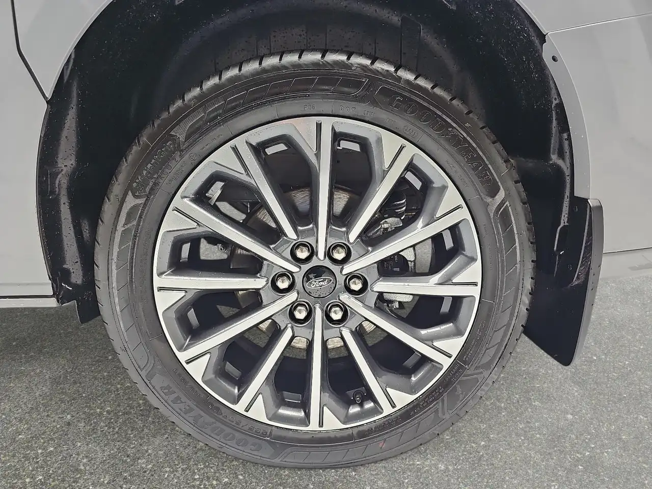 Ford Tourneo Custom TOURNEO CUSTOM 2.0 ECOBLUE AUTO. L1 TITANIUM X NAV 7