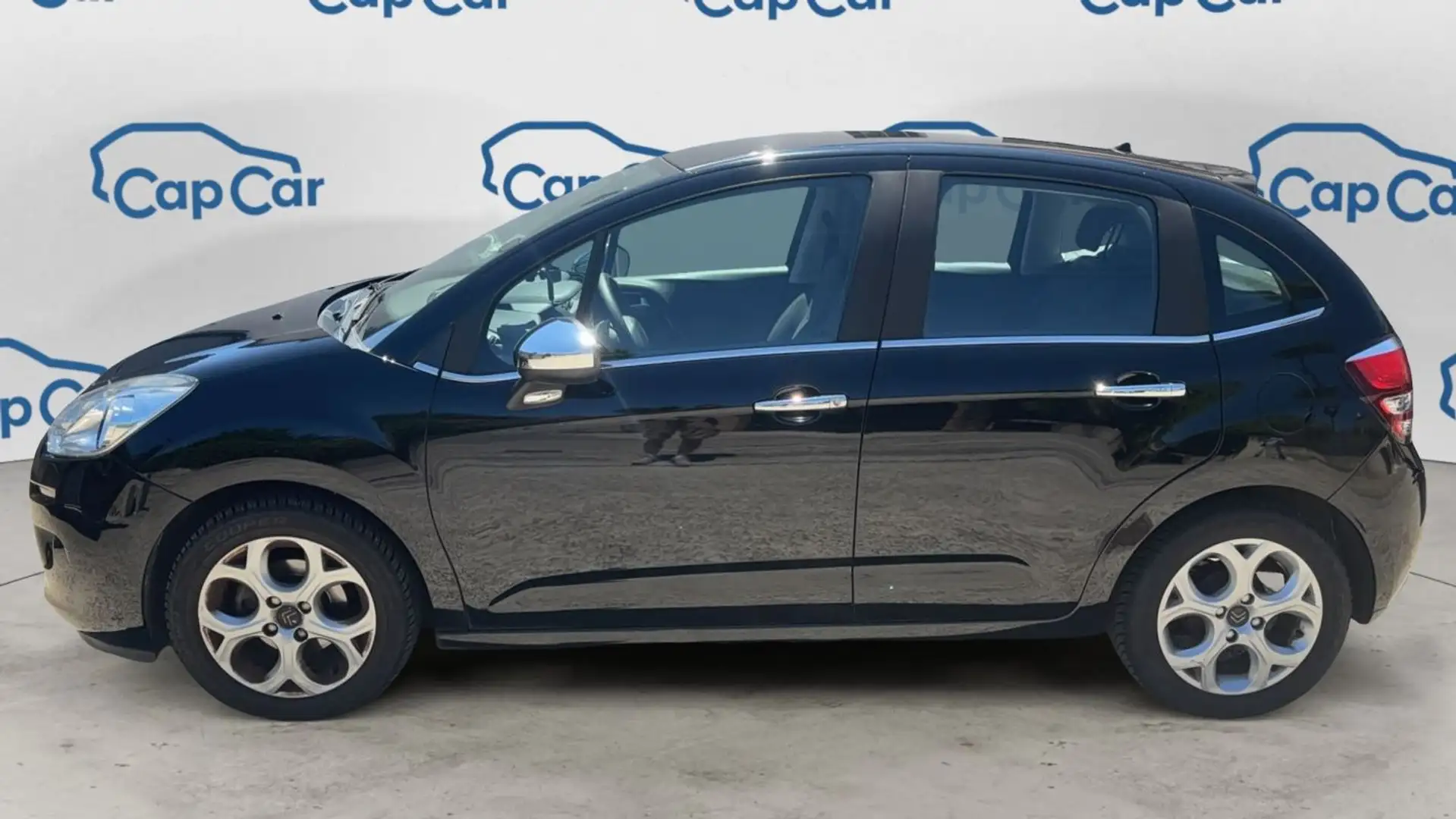 Citroen C3 II 1.2 PureTech 82 Confort Noir - 2