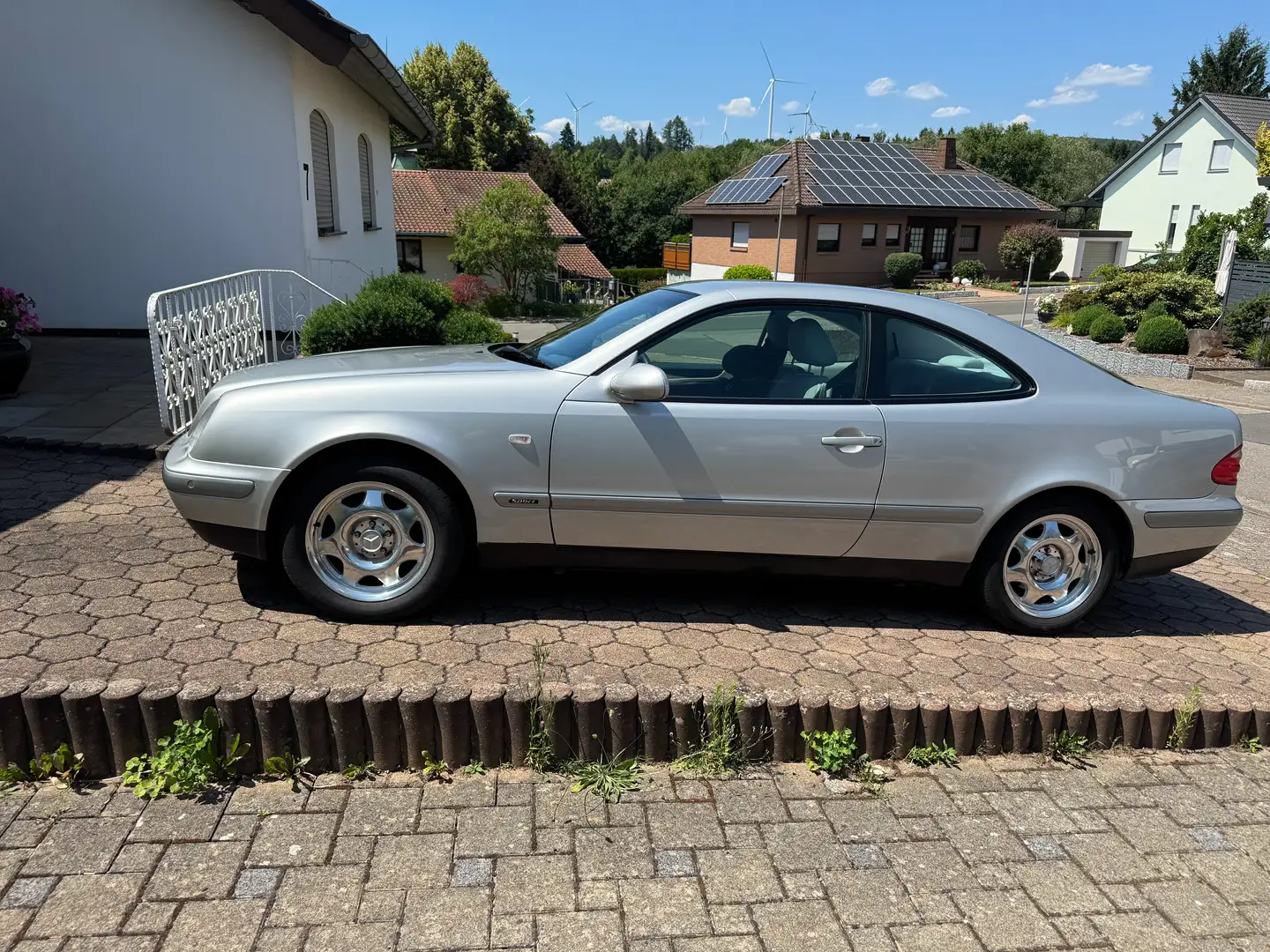 Mercedes-Benz CLK 200 CLK-Klasse Coupe Elegance Argent - 1