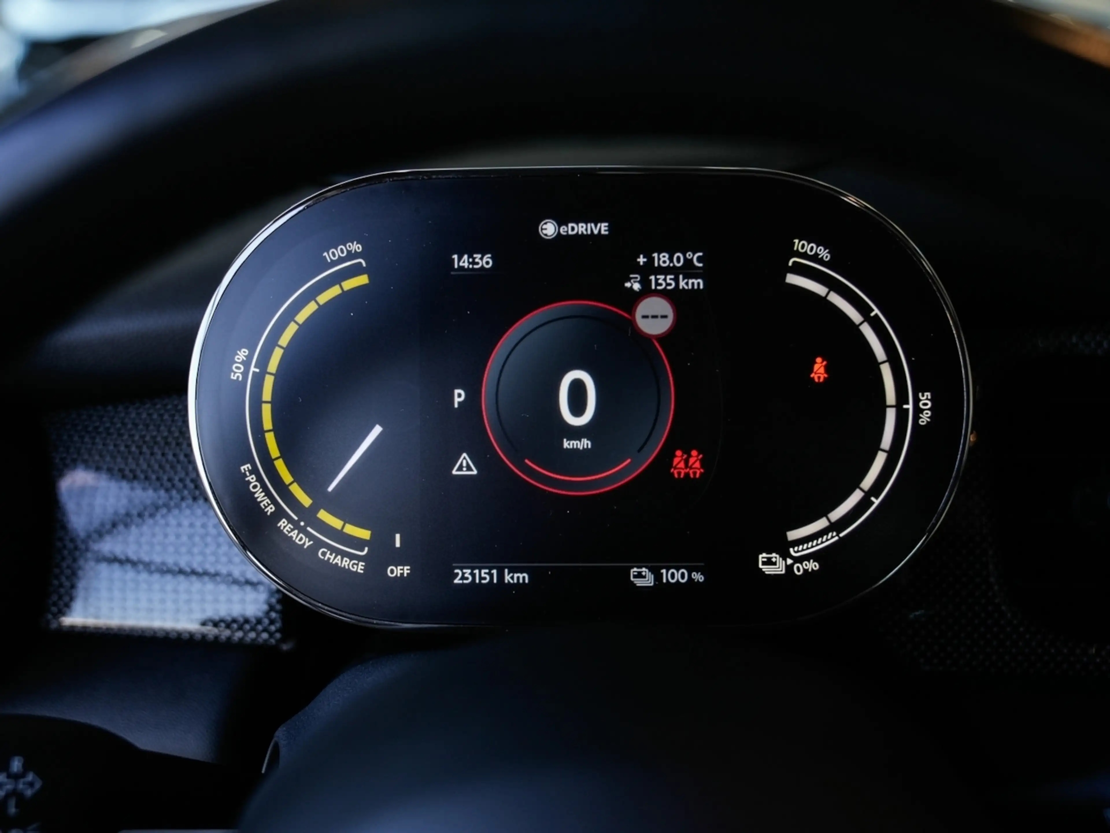 MINI Cooper SE Classic Trim Panorama Komfortzug. HUD — photo 15
