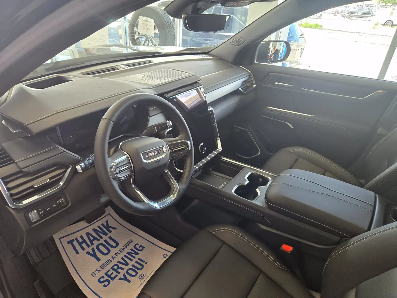 GMC Acadia снимка GMC Acadia