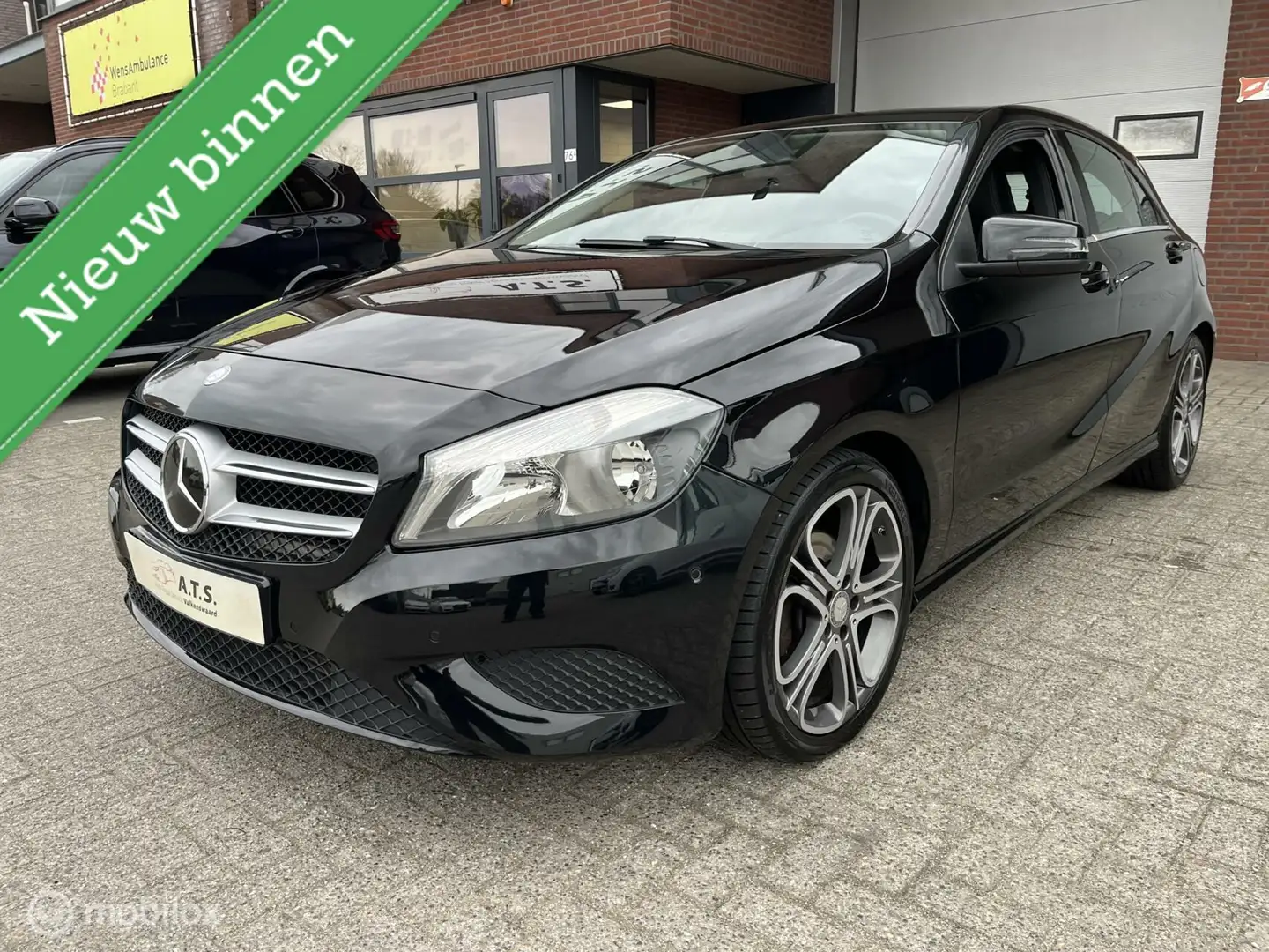 Mercedes-Benz A 180 Ambition AIRCO*PDC*17INCH LM* Noir - 1
