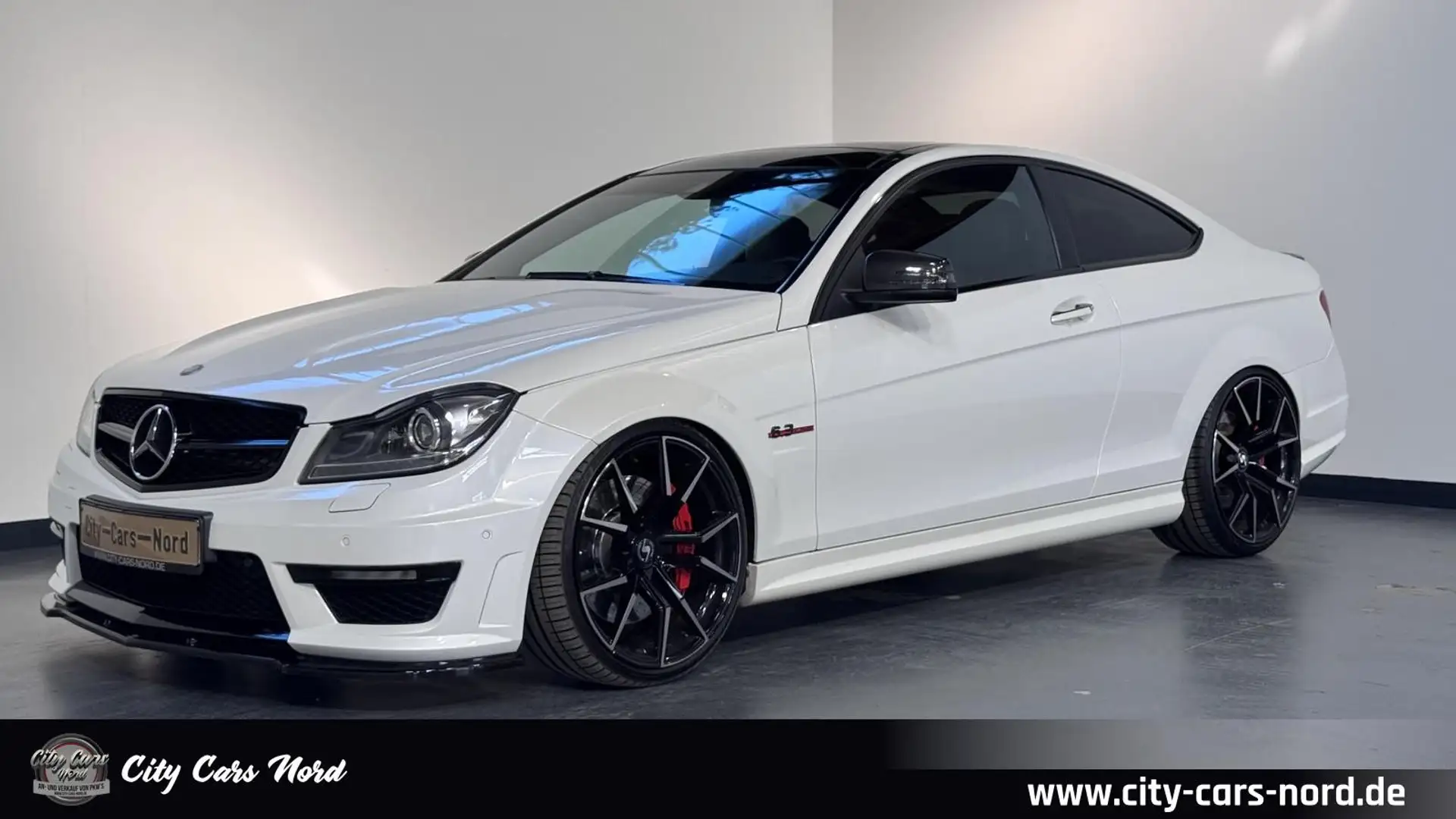 Mercedes-Benz C 63 AMG C 63 AMG COUPÉ PERFORMANCE-PANORAMA-BI.XENON Alb - 1