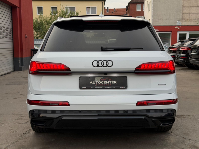 Audi Q7 50 TDI quattro competition plus — photo 6