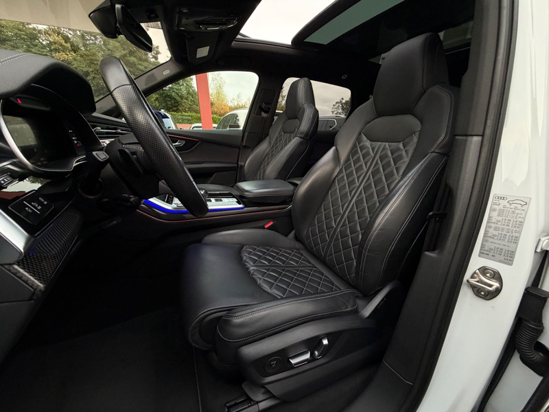 Audi Q7 50 TDI quattro competition plus — photo 14