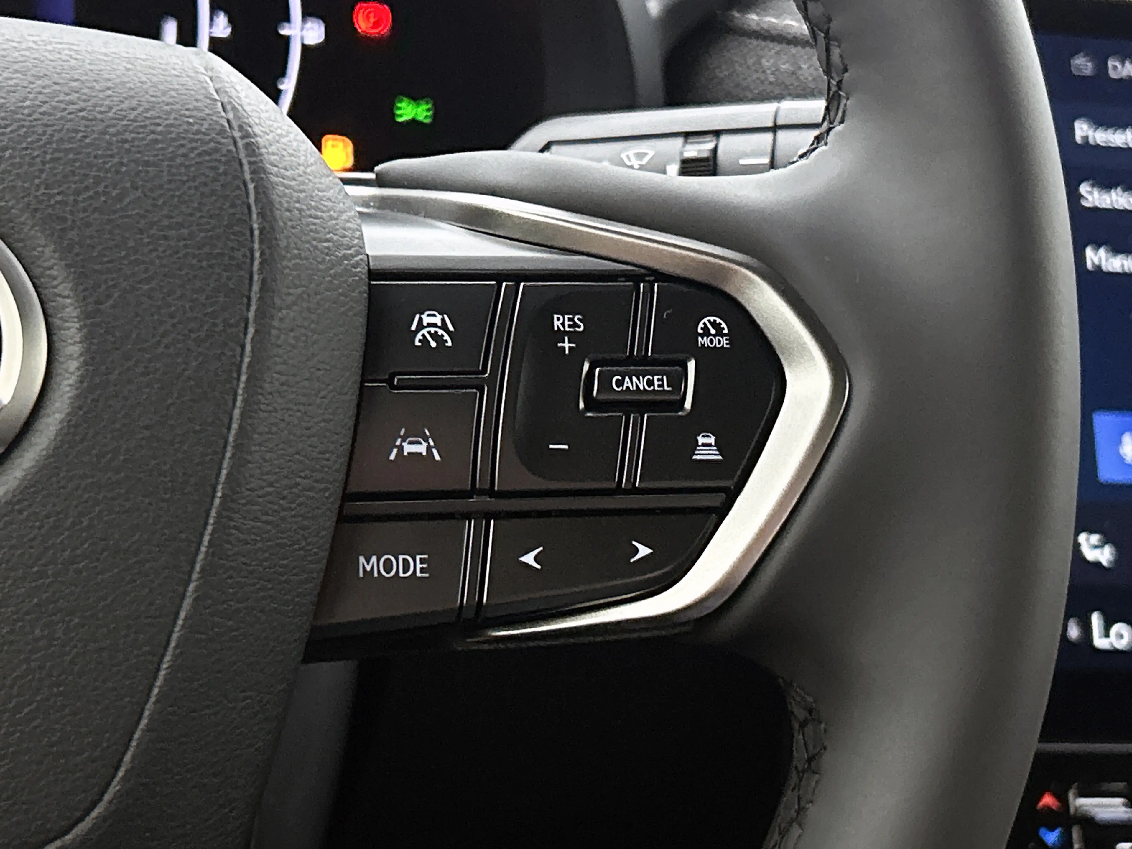 Lexus LBX 2WD | Apple CarPlay / Android Auto (Navigatie) | — photo 14