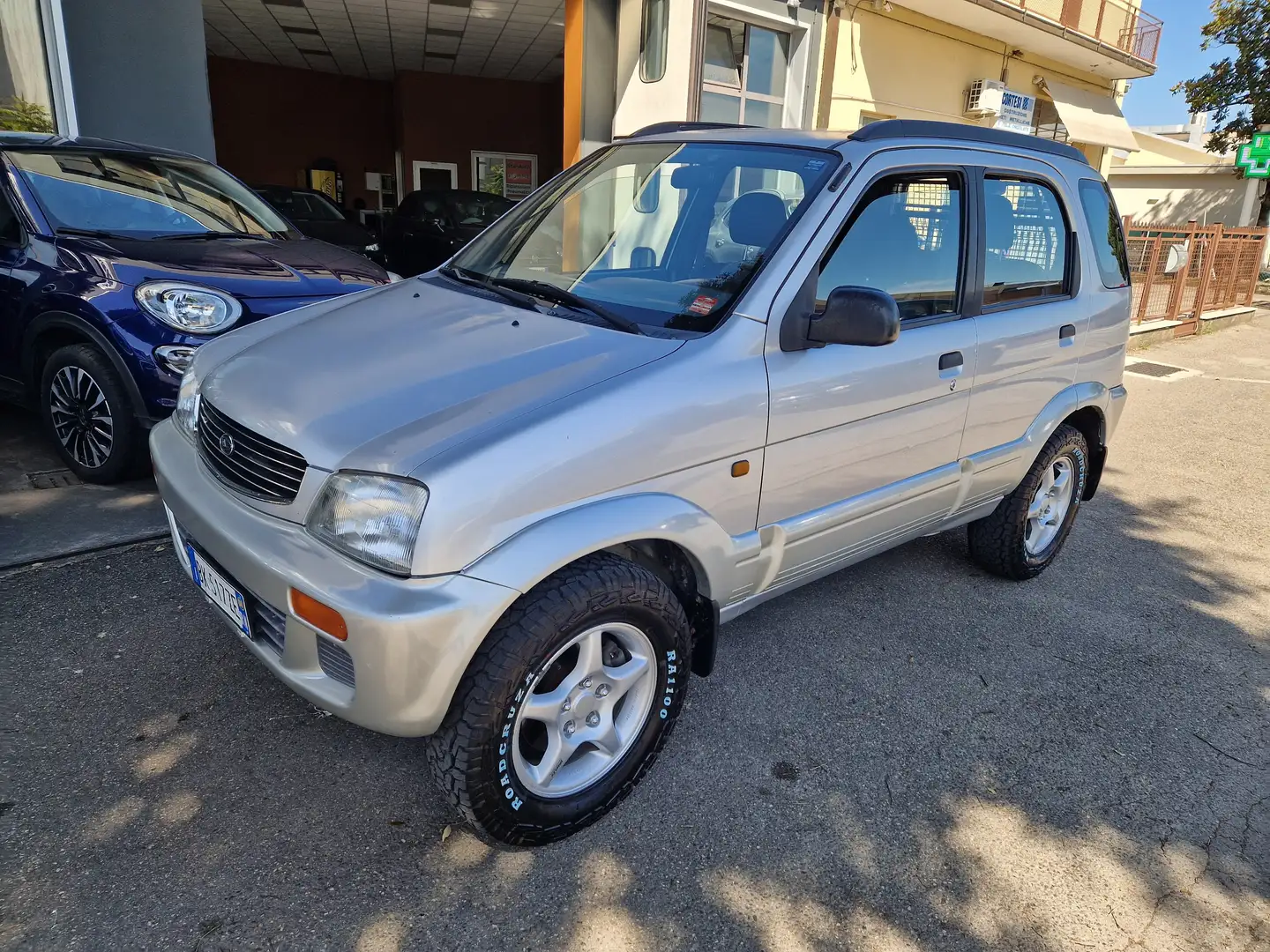 Daihatsu Terios Terios 1.3 DB c/clima -GPL- Gris - 1