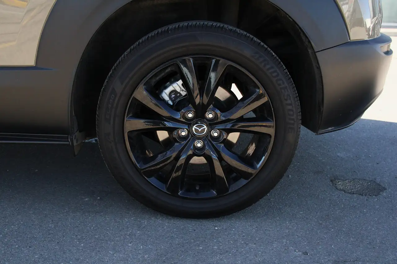 Mazda CX-30 снимка Mazda CX-30
