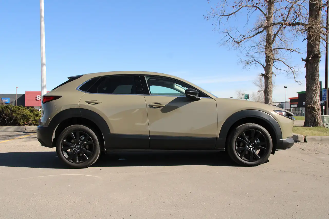Mazda CX-30 снимка Mazda CX-30