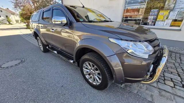 Mitsubishi L200 2.4 DID 181cv INSTYLE EDITION DIAMANT 4WD BVA