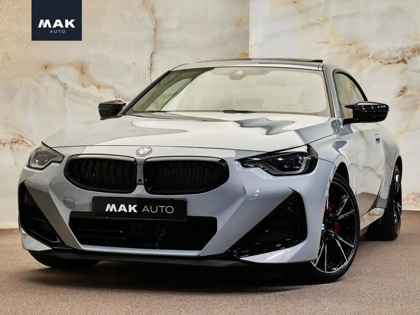 BMW 240 2-serie Coupé M240i xDrive, M Stoelen, 19", tr.haa Grijs - 1