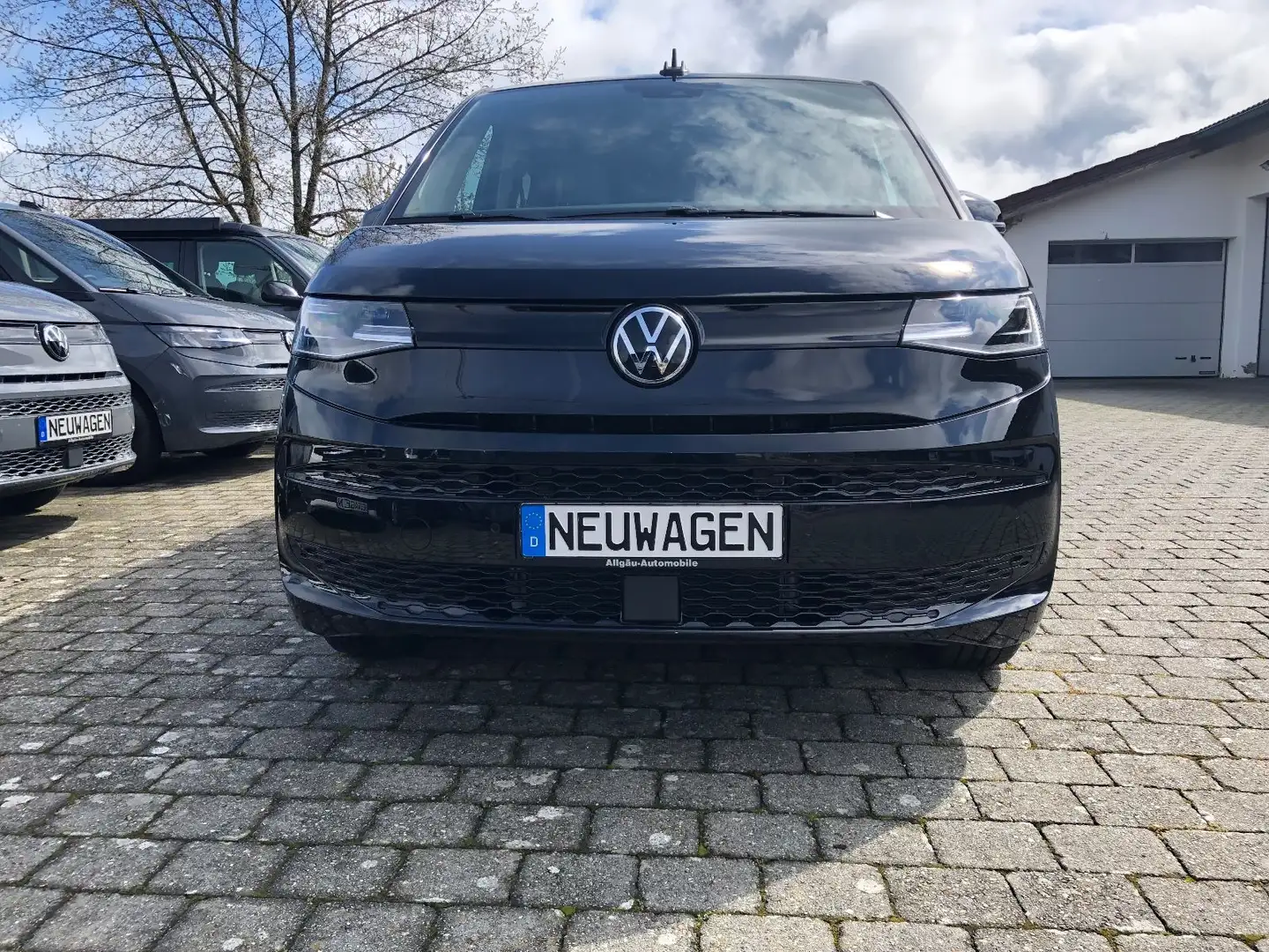 Volkswagen T7 Multivan 2.0 TDI Neu + 5 Jahre VW-Garantie Schwarz - 2