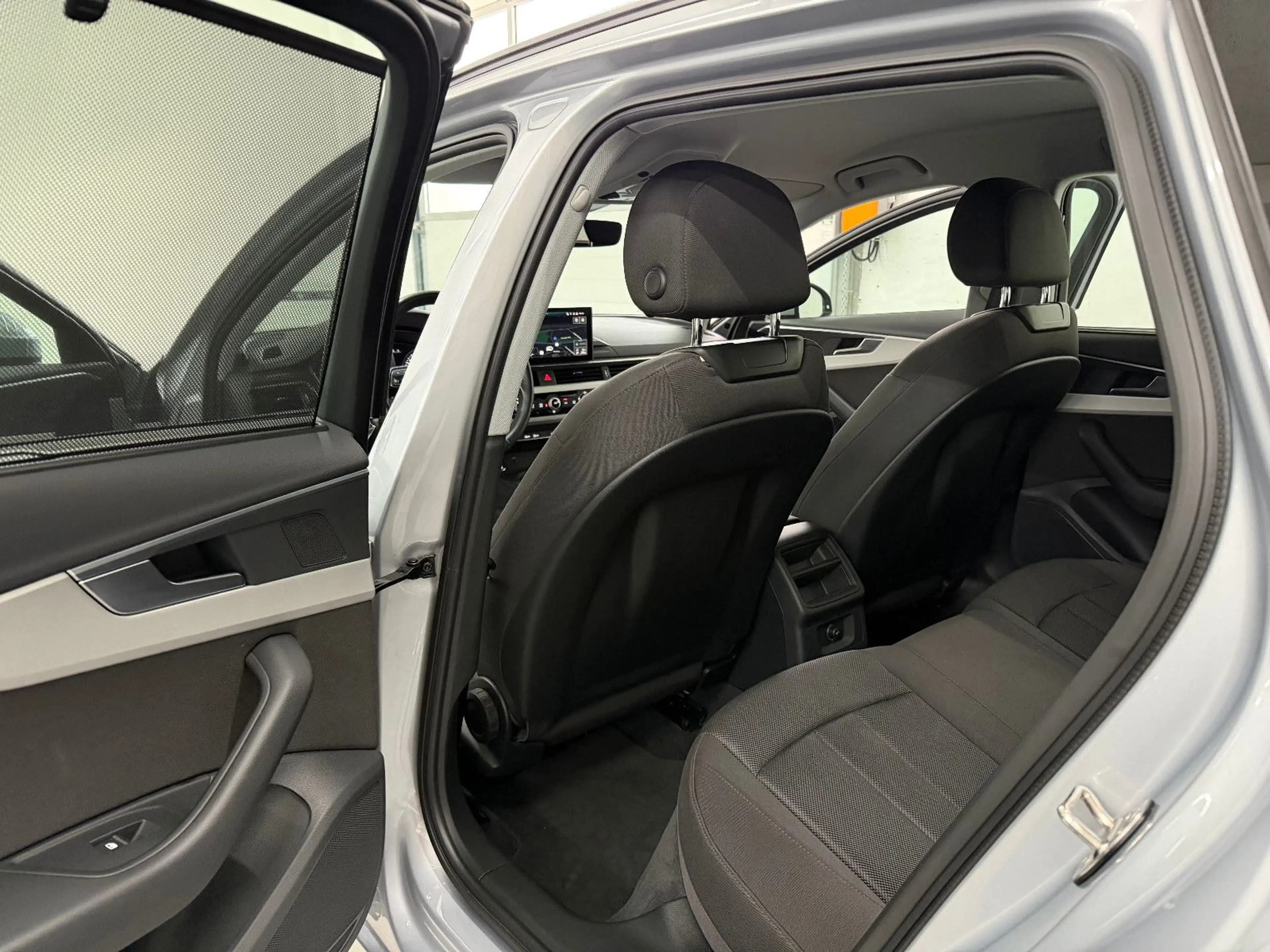 Audi A4 Avant 35 TDI Business P. Navi Plus Sitzh. LED — photo 14
