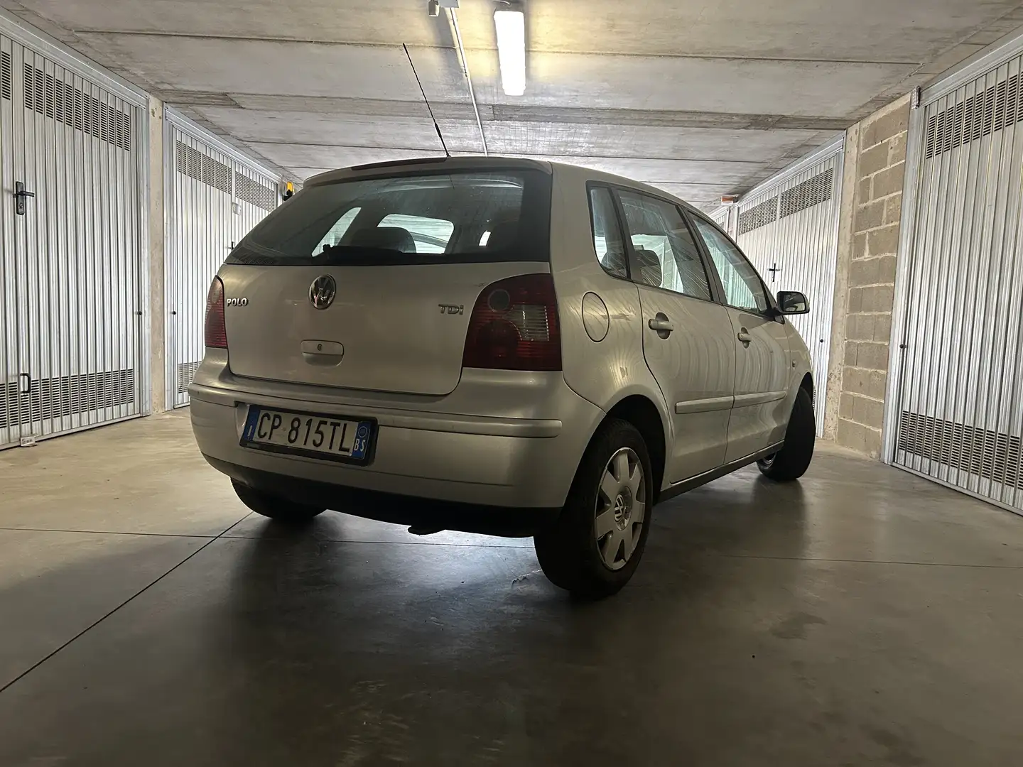 Volkswagen Polo 5p 1.4 tdi Trendline - 2