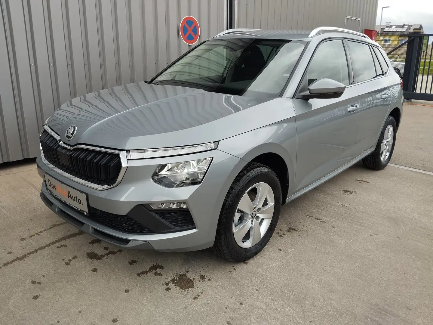 Skoda Kamiq Selection TSI DSG Silber - 1