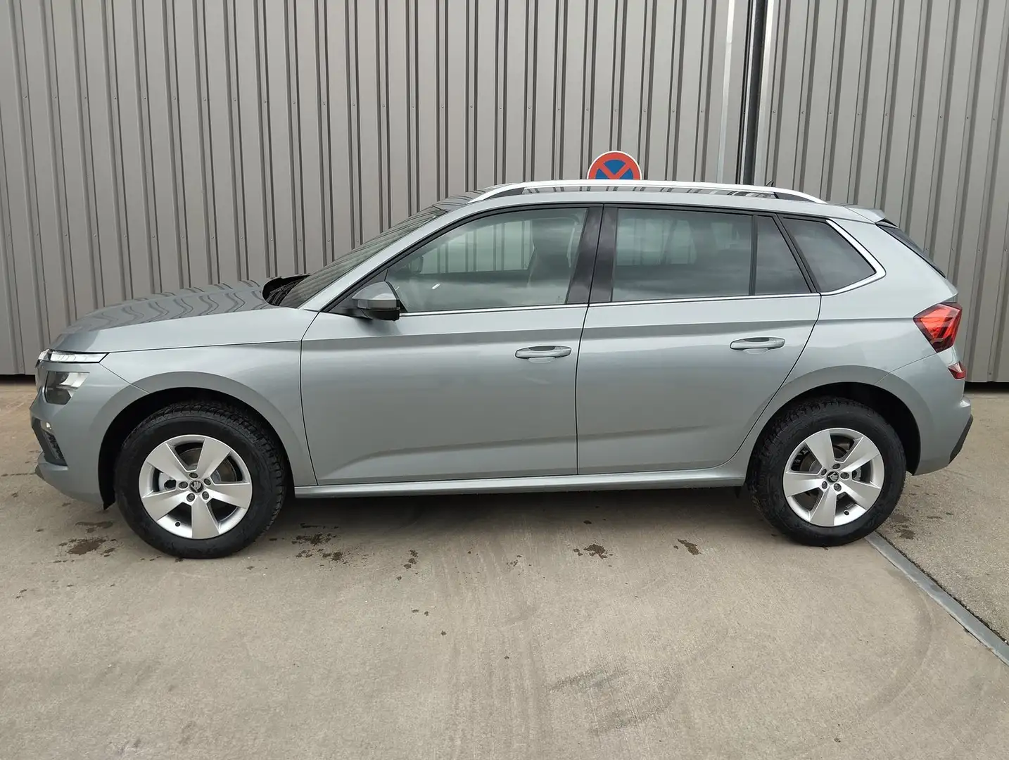 Skoda Kamiq Selection TSI DSG Silber - 2
